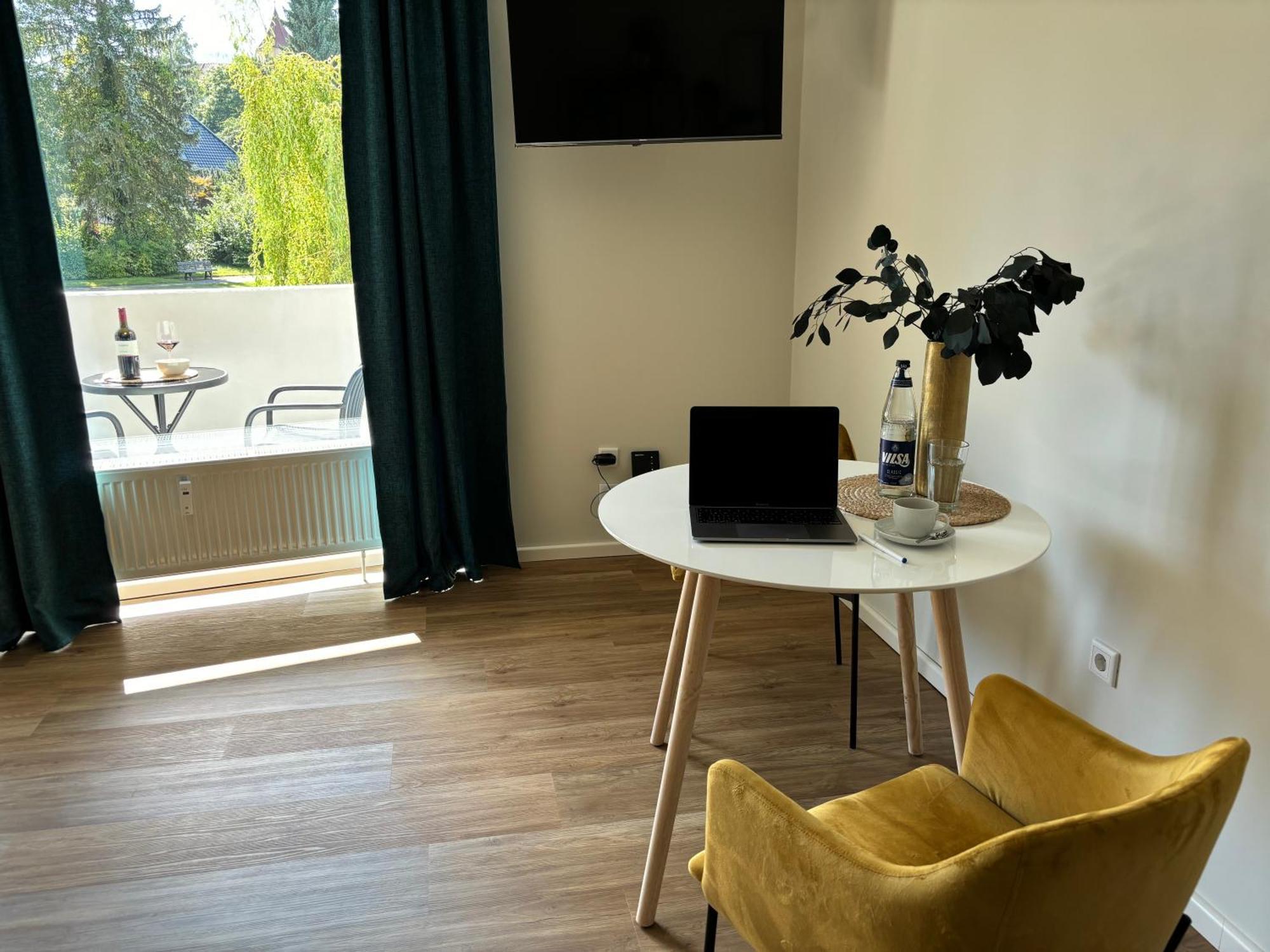 Apartment Mit Parkblick バート・ローテンフェルデ エクステリア 写真